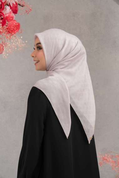 Klamby - Plain Scarf Monogram Chain Lush