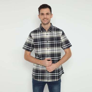 Platini Kemeja Kotak-Kotak Pria Lengan Pendek Dark Grey 71001 M