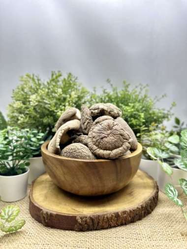 Jamur Shitake Kering 1 Kilogram / Dried Shitake / Hioko / Xiang Gu Premium
