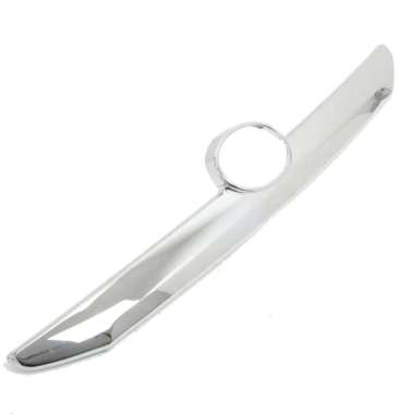 Garnis List Trunklid Belakang Chrome Yaris List Bagasi Belakang Yaris 2014 2015 2016 2017 LW1408