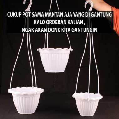 POT GANTUNG RENDA PUTIH / POT TANAMAN GANTUNG 25cm