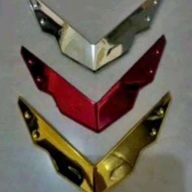 Garnis V batok Vario 150 2015