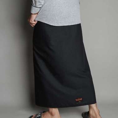 Sarung Pria Dewasa motif sarung polos hitam / sarung sholat pria / sarung laki laki dewasa HITAM