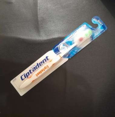 SIKAT GIGI CIPTADENT