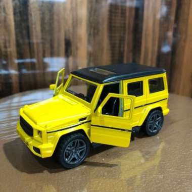Diecast / Die Cast Mobil Jeep Wrangler Rubicon Yellow Scale 1:32
