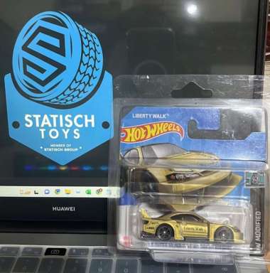 Hot Wheels LBWK Nissan Silvia S15 Emas Short Card HotWheels