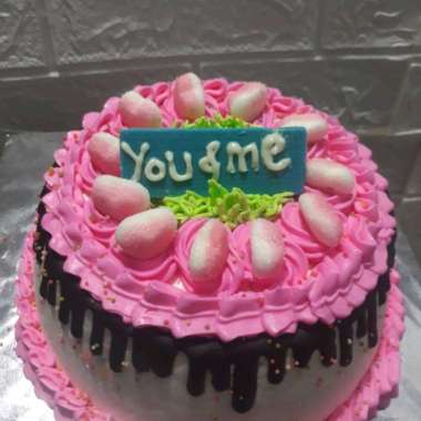 kue ultah yupi love