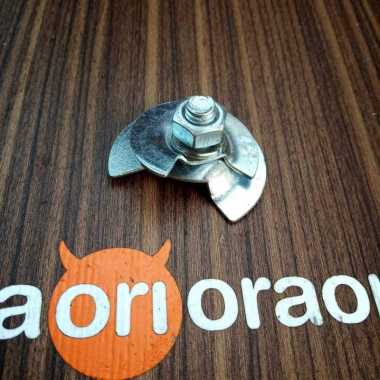 plat dudukan per shock depan vespa super sprint