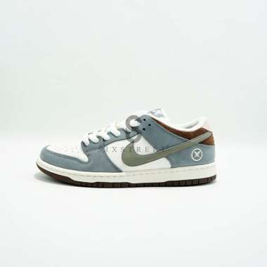 DUNK Low Yuto Horigome FQ1180001 ( 100% Authentic ) 44.5