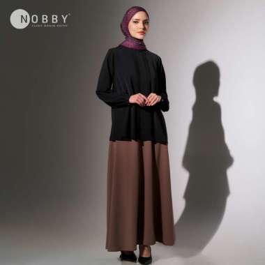Nobby Angsana Blouse: Pilihan Blouse Stylish dengan Bahan Woolpeach Premium Hitam