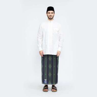 Sarung BHS Classic Gold Motif C44 DKA Hitam Hijau