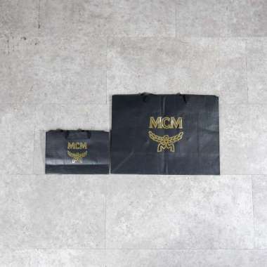 Tas PAPER BAG MCM BLACK GOLD 100% ORIGINAL size M
