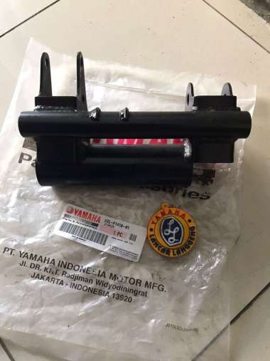 ENGINE BRACKET COMP / ENGINE MOUNTING YAMAHA MIO SPORTY / MIO SMILE ORIGINAL YGP 5TL-F1410-01