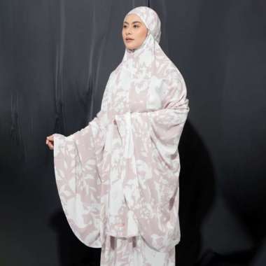 Lozy Hijab - Luna Prayer Set (Mukena 2in1 Motif Set Bahan Rayon) Bloom Sakura