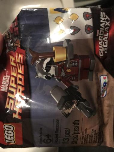 Lego minifigure superheroes, lego marvel rocket racoon
