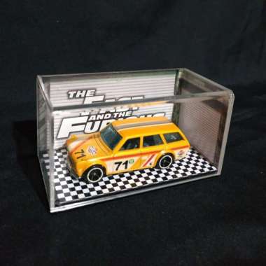 BOX AKRILIK DIORAMA ACRYLIC
