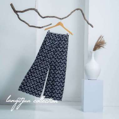 CELANA BATIK WANITA| KULOT PALAZZO BATIK CAP GARUTAN - LANGITJUA BATIK Hitam