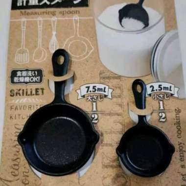 (Inomata) Skillet Measuring Spoon Sendok Takar 2.5 ml & 7.5 ml Warna Hitam