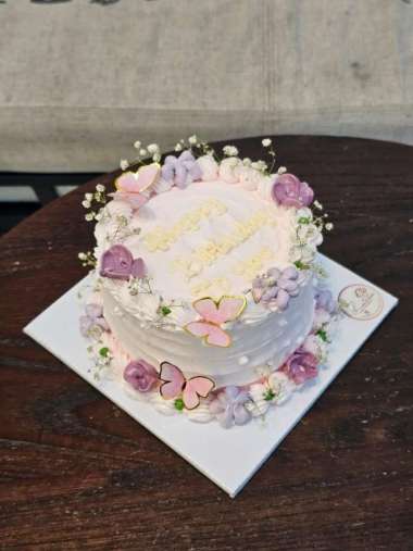 Korean Cake Viral Cake Birthday Butterfly Colorful cake Butterfly Baby