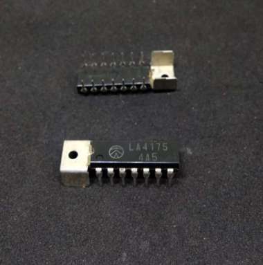 IC LA4175 2-Channel Amplifier utk Headphone