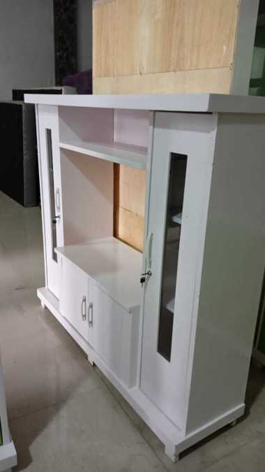 bufet tv pajangan ruang tamu type new avanza harga pabrik putih