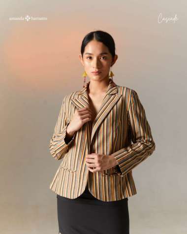 Callie Blazer & Callie Skirt - Amanda Hartanto Batik Callie Blazer Semua Ukuran