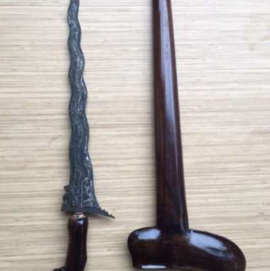 Keris murah keris jawa keris bagus keris ukir keris tebal keris pakaian adat Chat ke admin