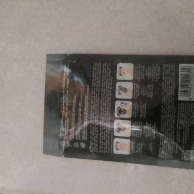 Vienna Masker wajah hitam