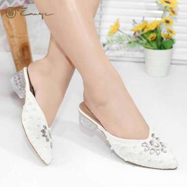 Emye- Sepatu Sandal Brukat Payet Wedding Wisuda Wanita Hak Kaca 3 cm Azalea3 37 Putih