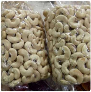 kacang mede mentah jumbo 500gram