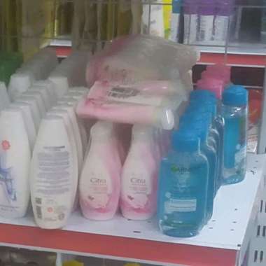 Citra Hand Body Lotion buat pelembab kulit