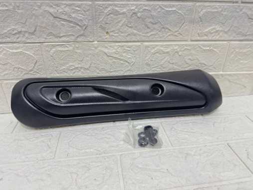 Tutup Pelindung Cover Knalpot CCP Vario 110 Carbu Kover Tameng Tutup Knalpot Vario 110 Karbu