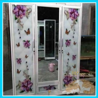 Lemari Pakaian Full Kaca Pintu 4 & Laci Motif Kupu-Kupu Alumunium