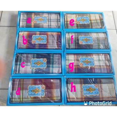 Kain Sarung Sarung Wadimor Sarung Kain Tenun motif Random