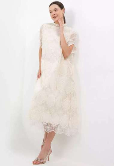 ICONS EMBELLISHED TURTLE NECK EMB MESH CAPE KAFTAN WANITA TNIC0742BB CREAM