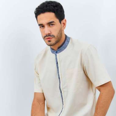 EMBA JEANS - Kemeja Koko Pria Lengan Pendek Polos Regular Fit Material Katun - Ammar Two Cream XL