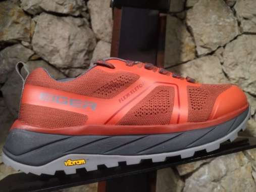 EIGER SEPATU ORIGINAL VIBRAM HARRIER SHOES - RED 41