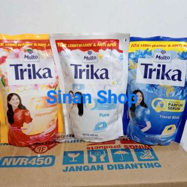Molto Trika Pelicin dan Pewangi Pakaian 300ml refill Pure Trika