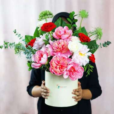 Buket Bunga Peony - Karangan Bunga Peony Freshcut Asli untuk Hadiah Romantis - FlowerAdvisor Divine