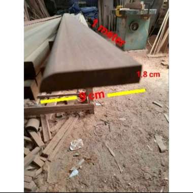 Lis plint kayu solid untuk lantai dinding list plin per meter Kayu Meranti