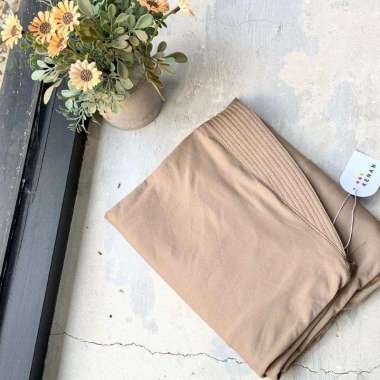 KENAN - HIJAB BERGO SYARI JUMBO // SABRINA JERSEY Latte