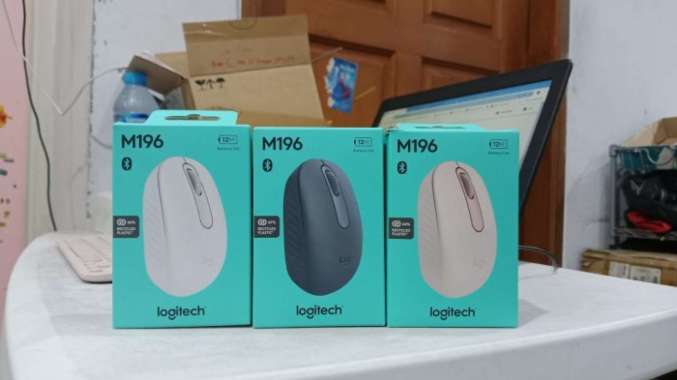Logitech M196 Mouse Wireless Bluetooth Putih
