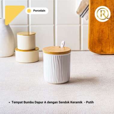 Tempat Bumbu Dapur A dengan Sendok Keramik Putih