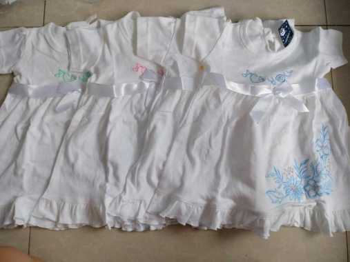 Ryan Rok Putih Bahan Adem 3-6 Bulan Putih Motif Biru