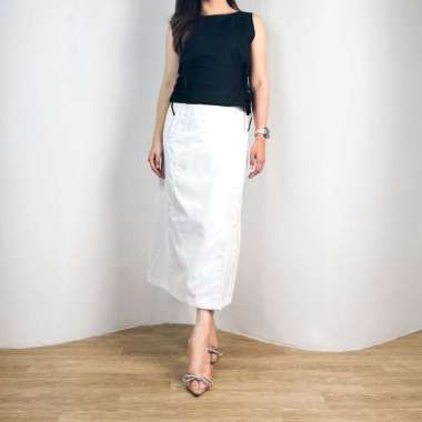 Lausboutique-Nicole Skirt Linen-Rok Linen 7/8 Putih