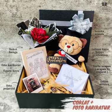 Kado Wisuda Hampers Wisuda Graduation Gift Buket Bunga Wisuda coklat+foto karikatur Pink
