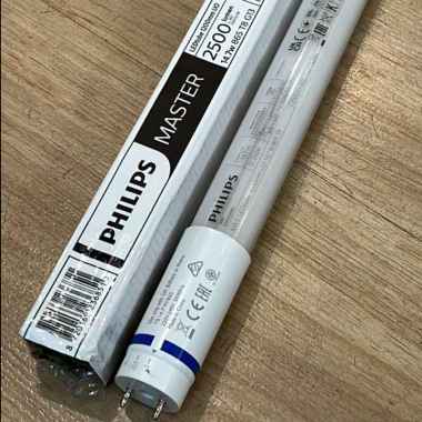 Lampu TL LEDTube T8 LED Master UO 13,5W 6500K 2500Lumen 2500lm PHILIPS Cahaya Putih