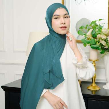 Lozy Hijab - Yora Silk Shawl (Pashmina Shimmer Silk) Emerald