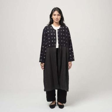 Dama Kara Hapsari Long Outer Black