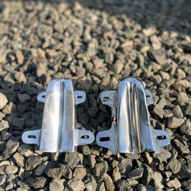 DUDUKAN PANGKON LAMPU STOP BELAKANG CB V 80 BAHAN DIRAL plat